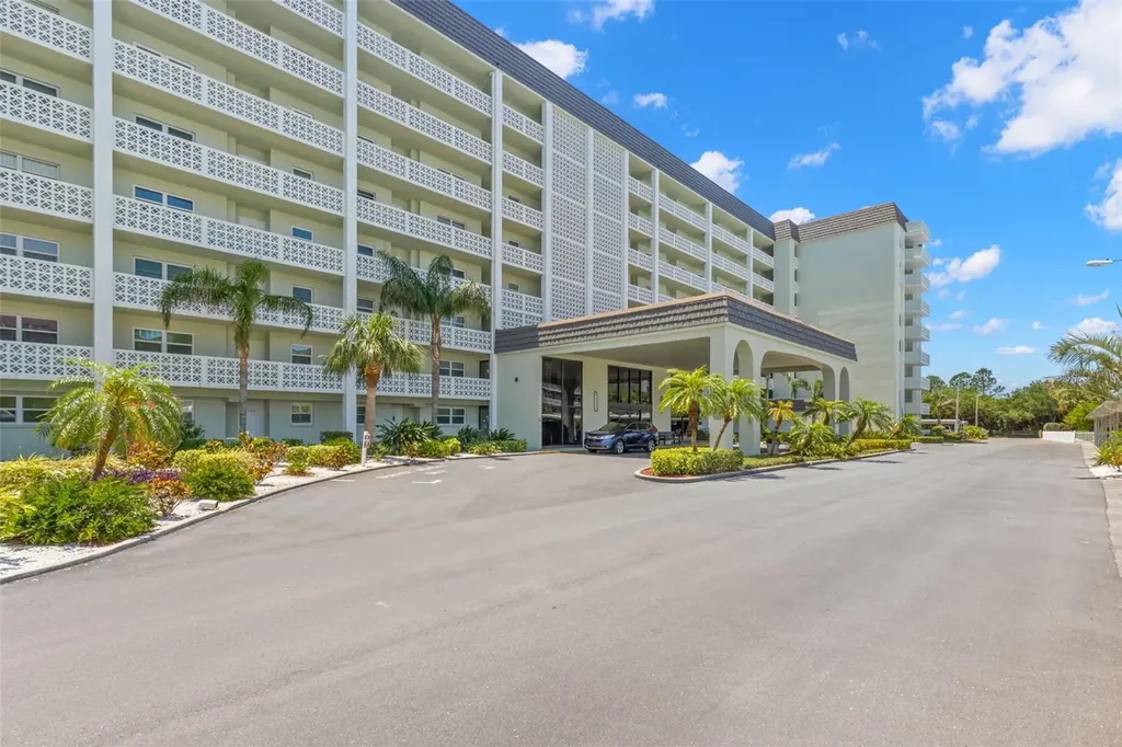 9 Forbes Place Dunedin FL 34698
