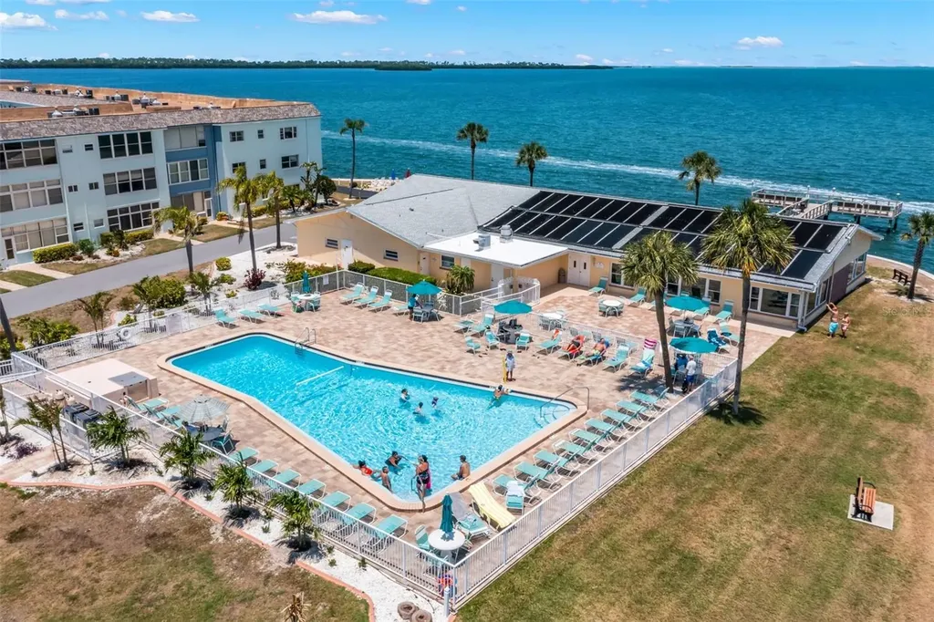 9 Forbes Place Dunedin FL 34698