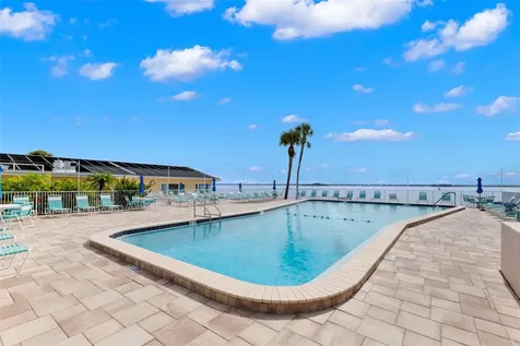 9 Forbes Place Dunedin FL 34698