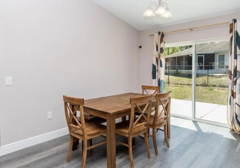 14 Hemlock Loop Court Ocala FL 34472