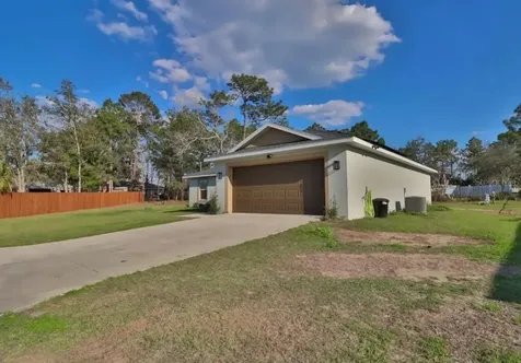 14 Hemlock Loop Court Ocala FL 34472