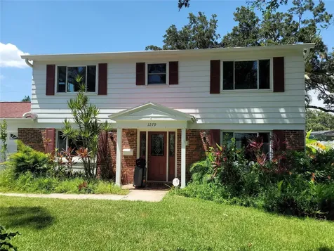 1279 86th Avenue N St Petersburg FL 33702