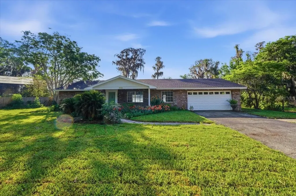 700 Druid Way Lutz FL 33548