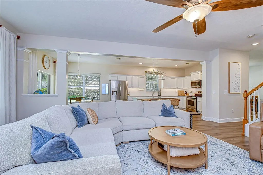 15827 Starling Water Drive Lithia FL 33547