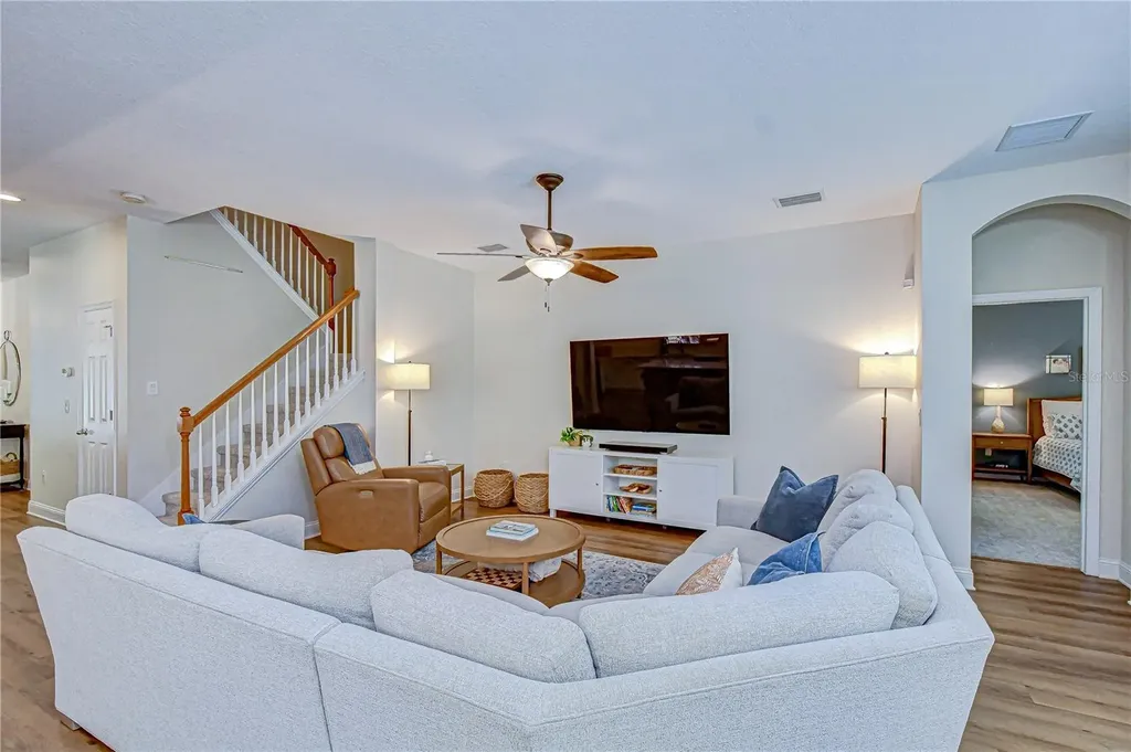 15827 Starling Water Drive Lithia FL 33547