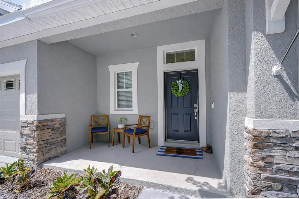 15827 Starling Water Drive Lithia FL 33547