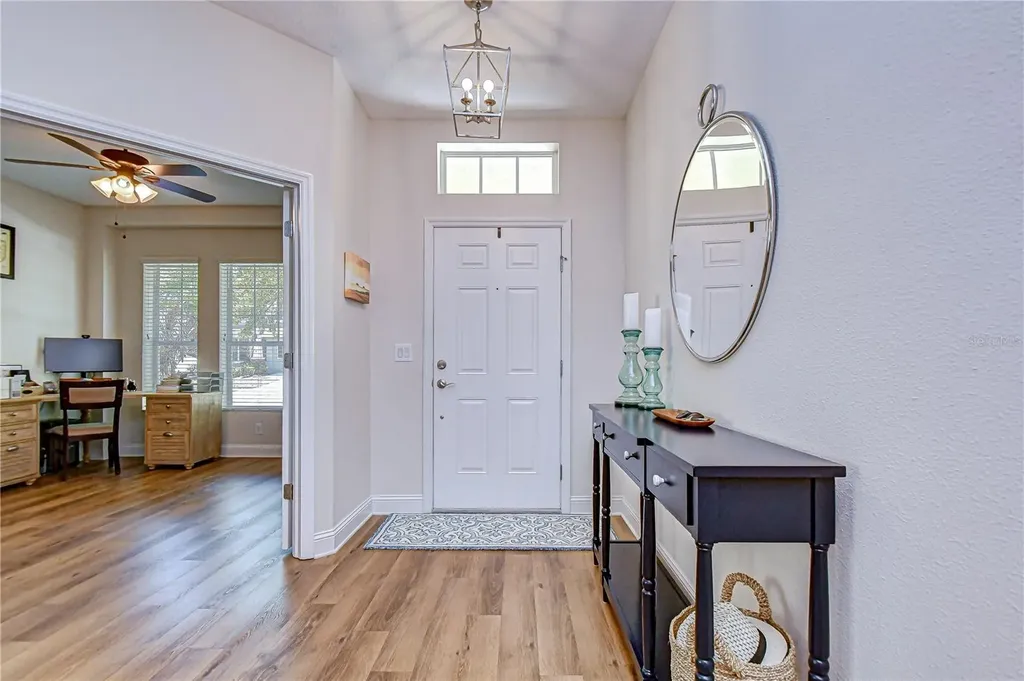 15827 Starling Water Drive Lithia FL 33547