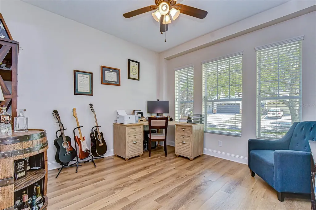 15827 Starling Water Drive Lithia FL 33547