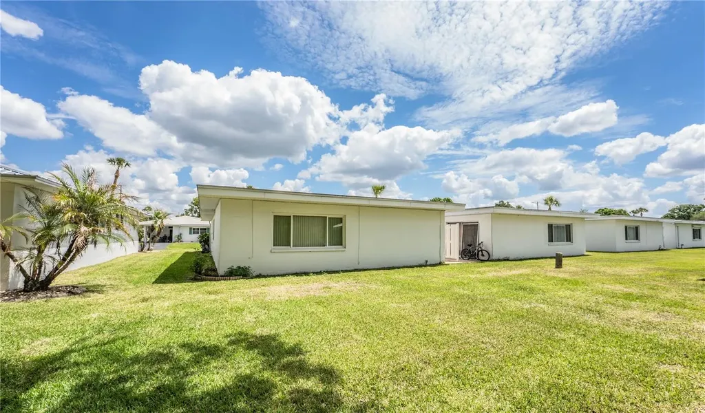 652 Cottage Lane Lakeland FL 33803