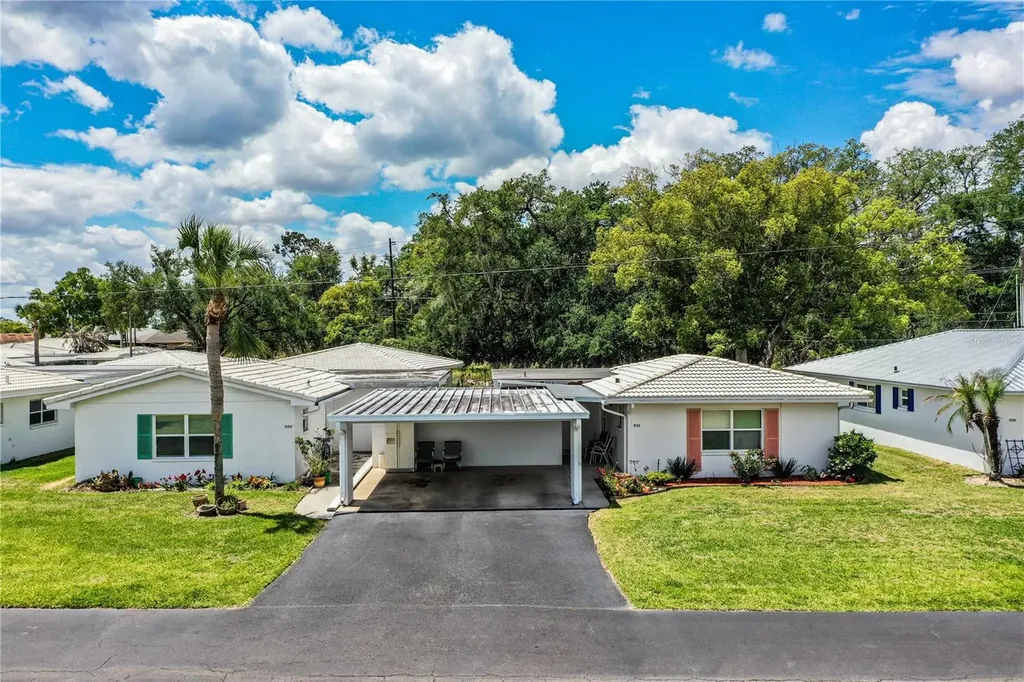 652 Cottage Lane Lakeland FL 33803