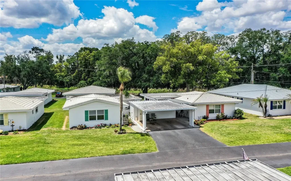 652 Cottage Lane Lakeland FL 33803