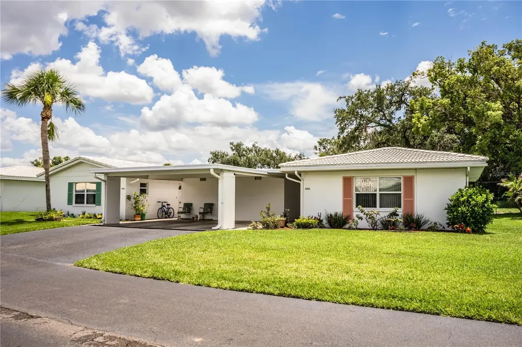 652 Cottage Lane Lakeland FL 33803