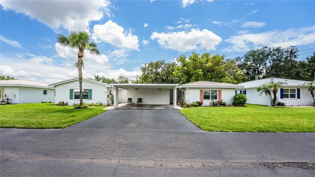 652 Cottage Lane Lakeland FL 33803