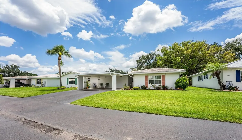 652 Cottage Lane Lakeland FL 33803