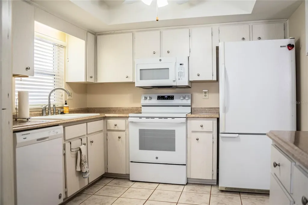 652 Cottage Lane Lakeland FL 33803