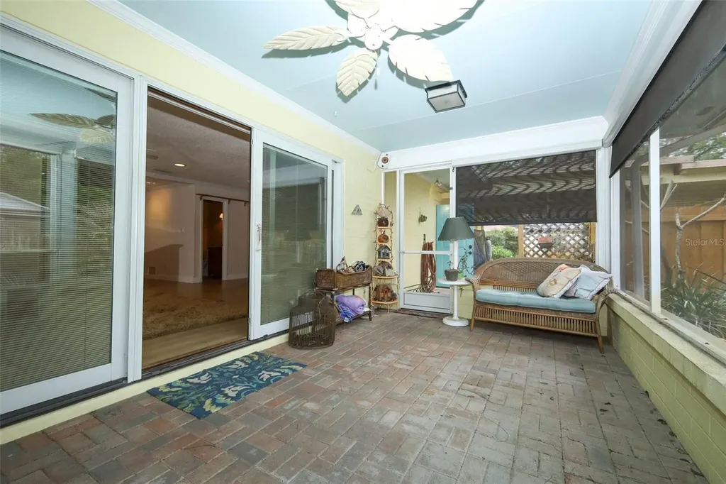 102 Pineview Circle Altamonte Springs FL 32714