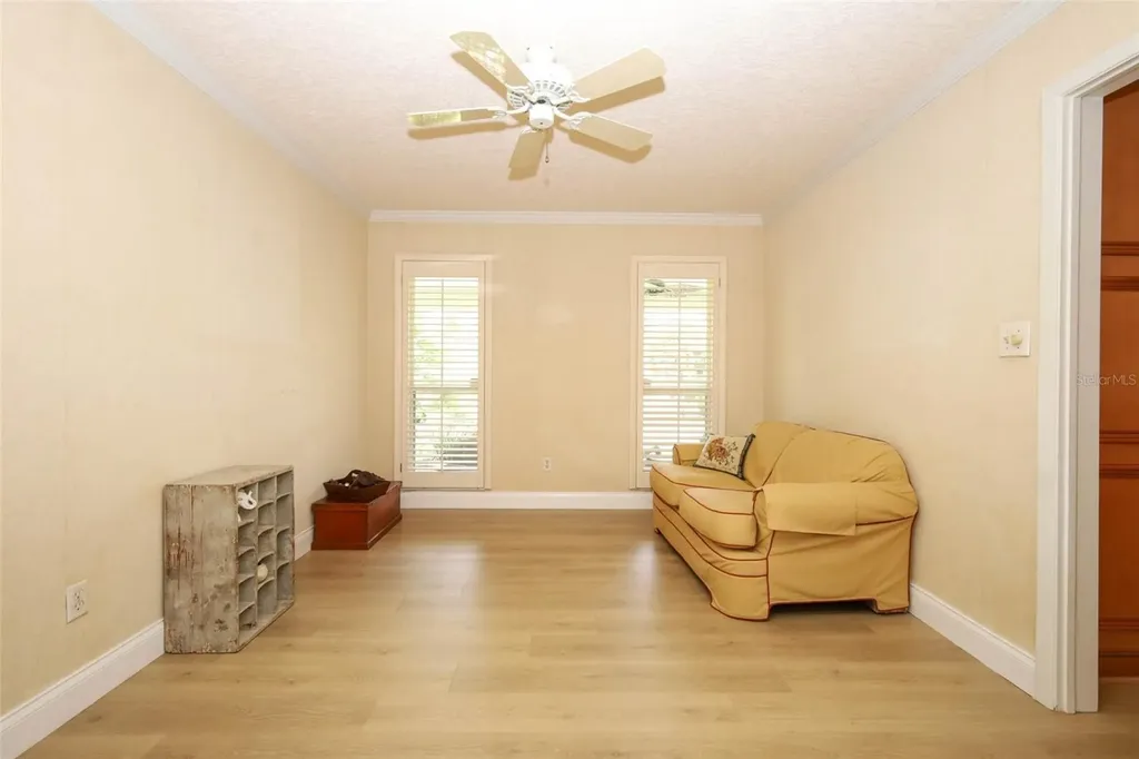 102 Pineview Circle Altamonte Springs FL 32714
