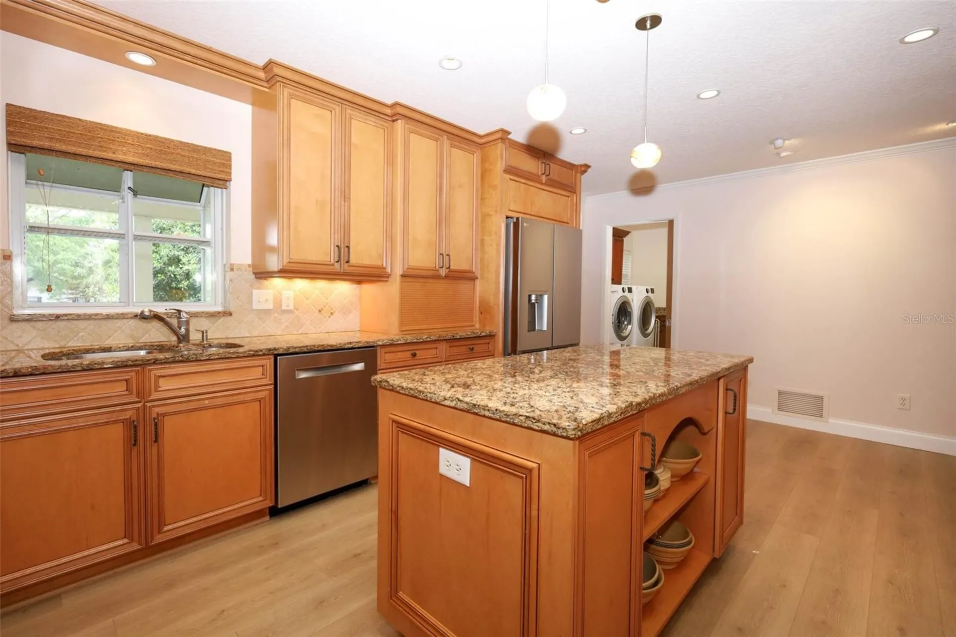 102 Pineview Circle Altamonte Springs FL 32714