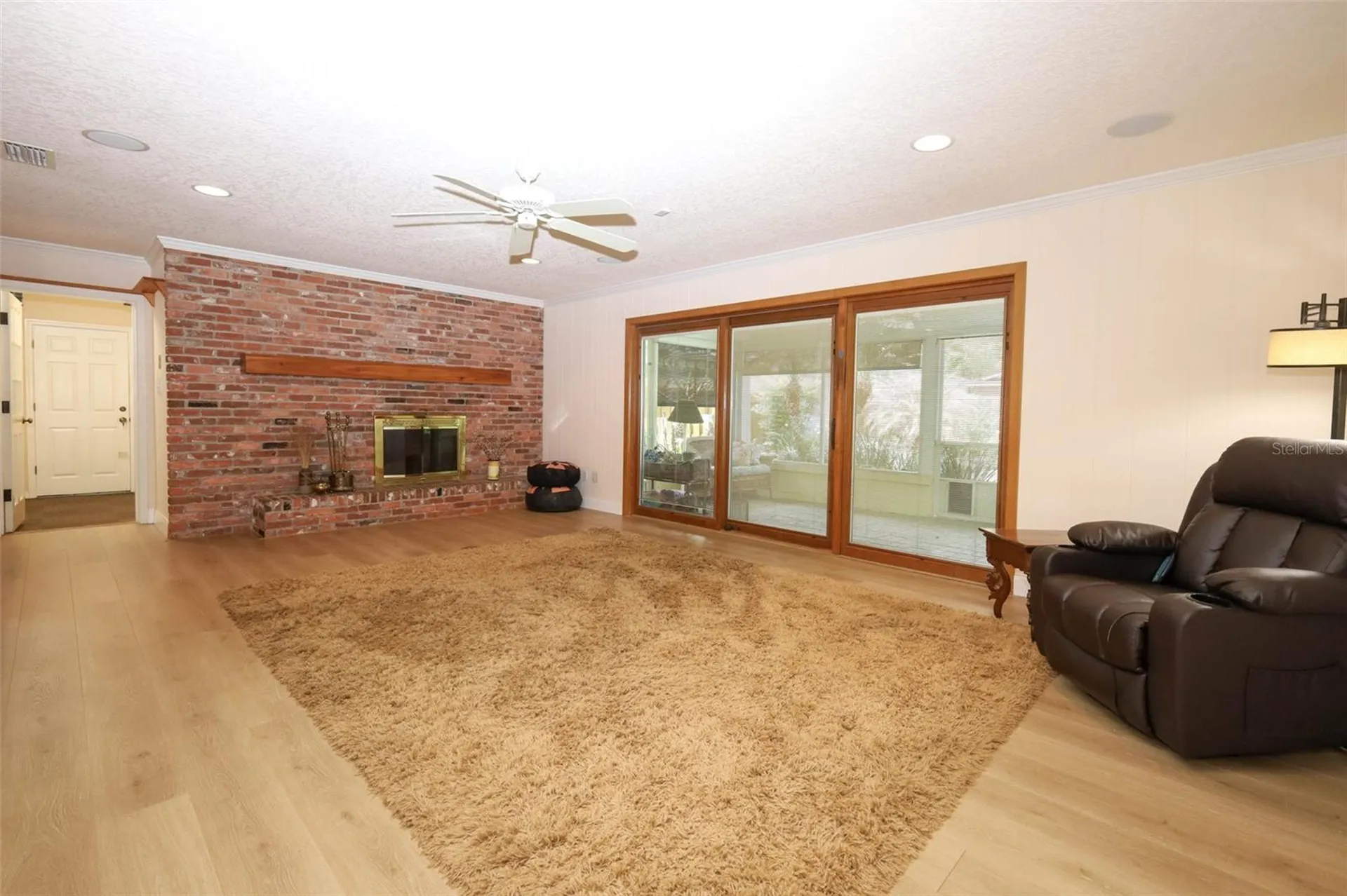 102 Pineview Circle Altamonte Springs FL 32714