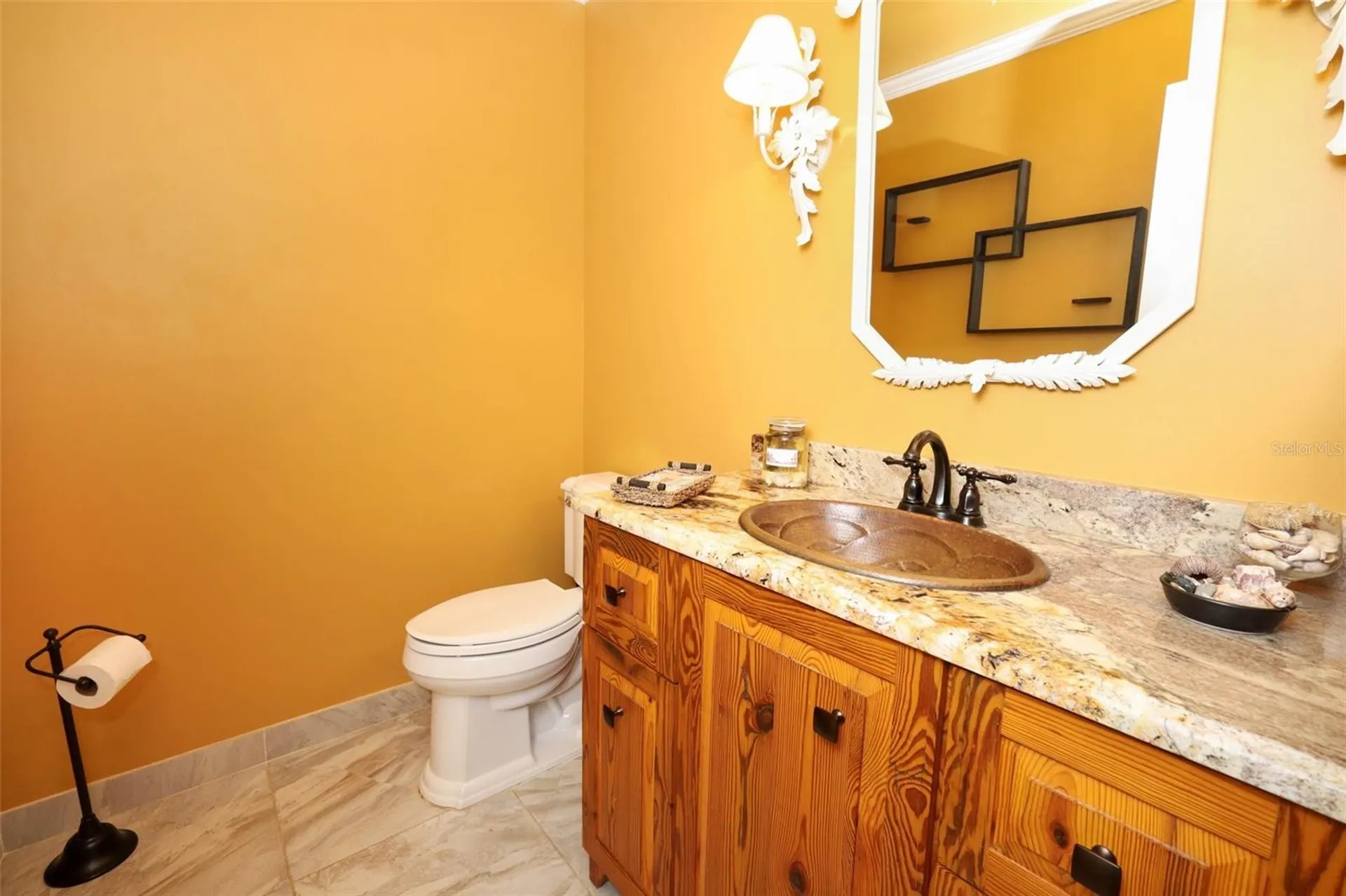 102 Pineview Circle Altamonte Springs FL 32714