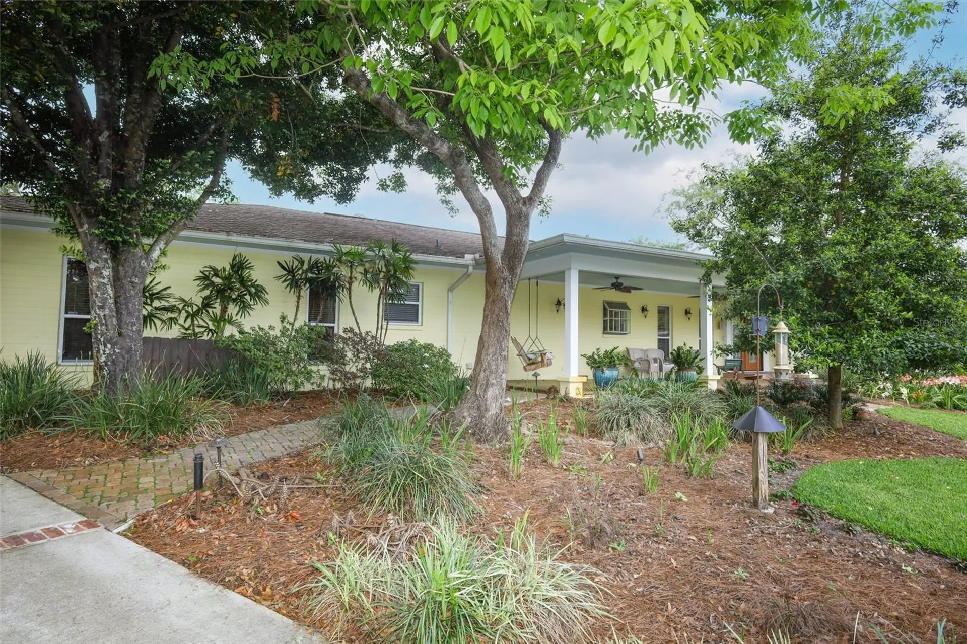102 Pineview Circle Altamonte Springs FL 32714