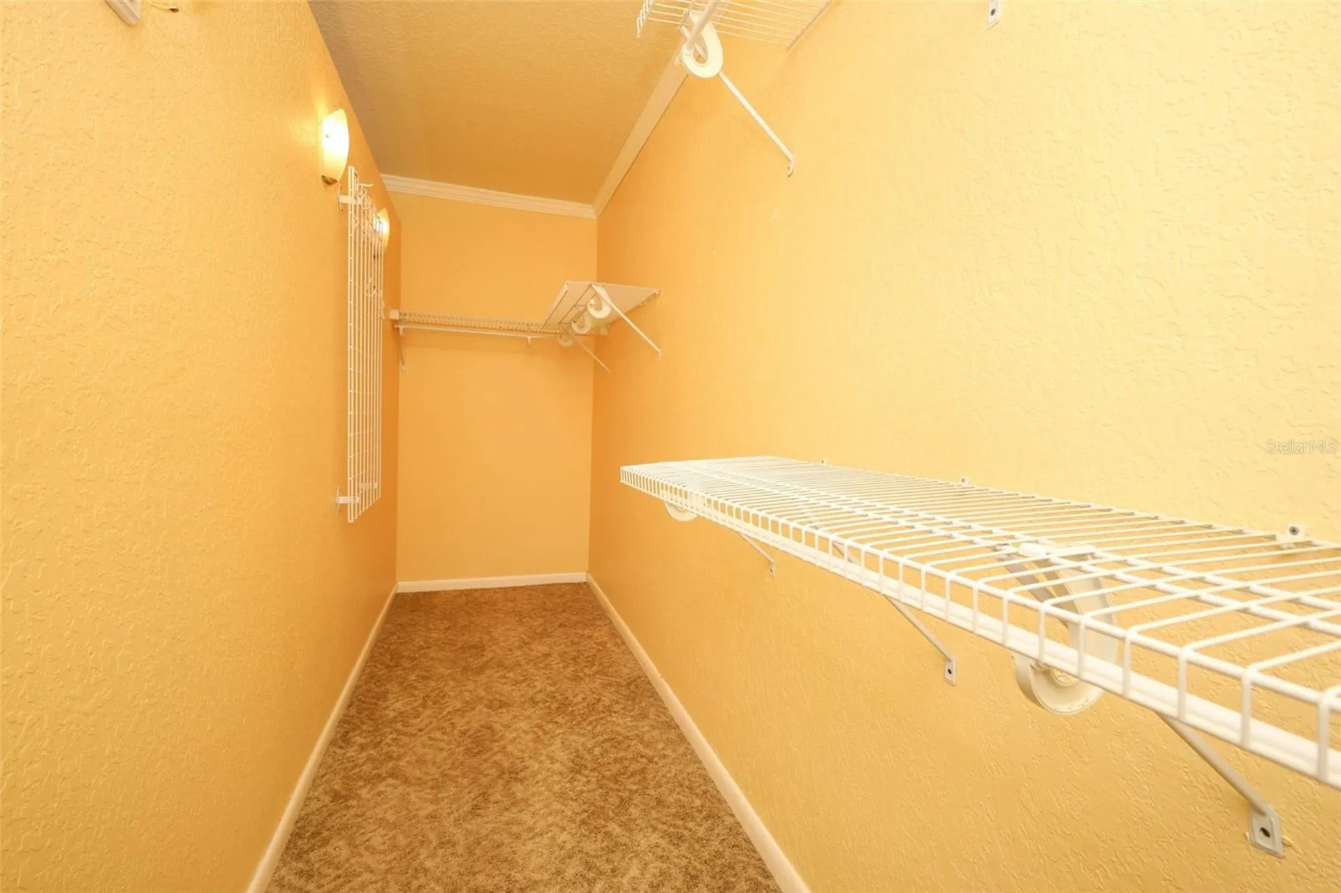 102 Pineview Circle Altamonte Springs FL 32714