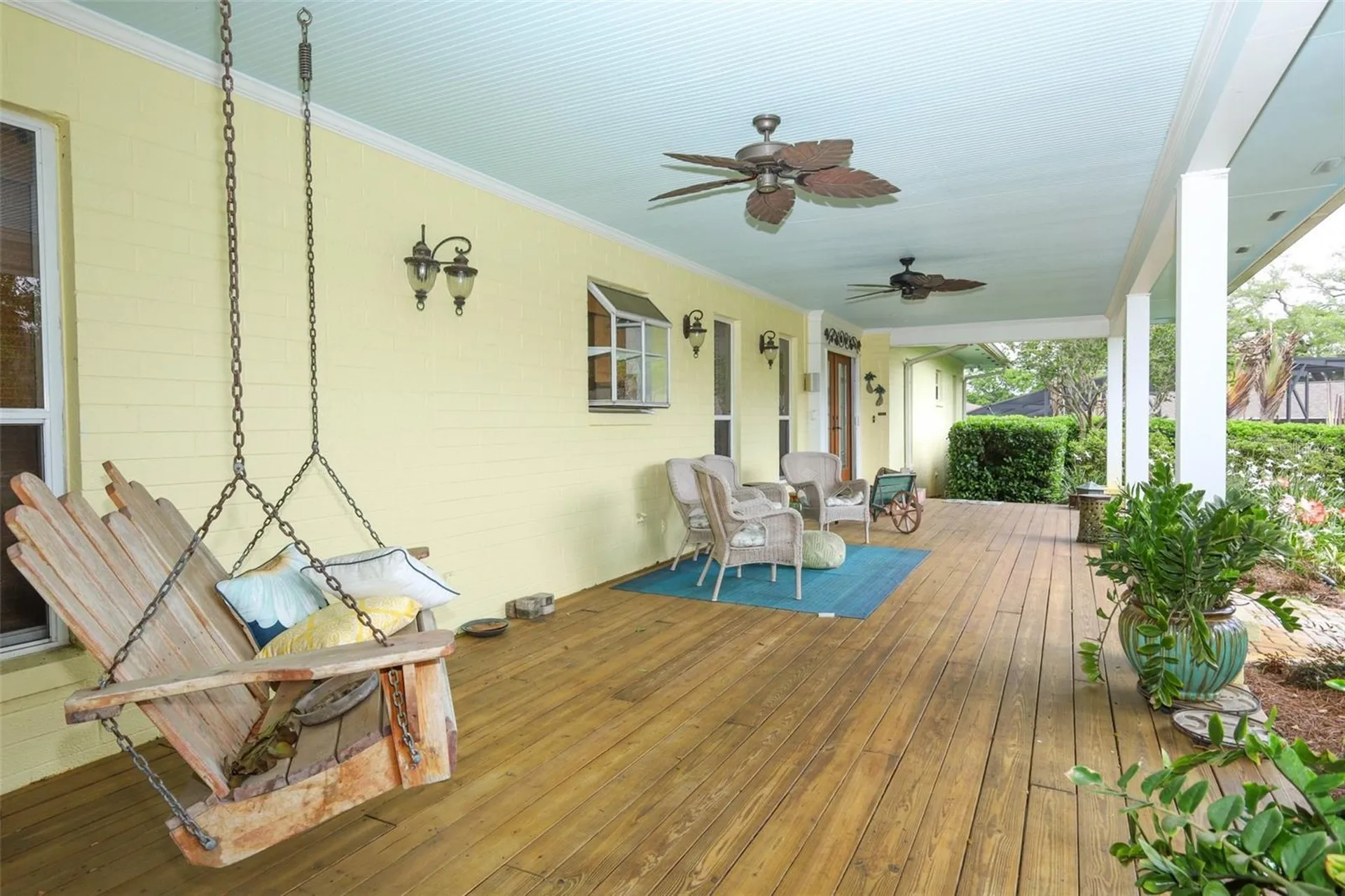 102 Pineview Circle Altamonte Springs FL 32714