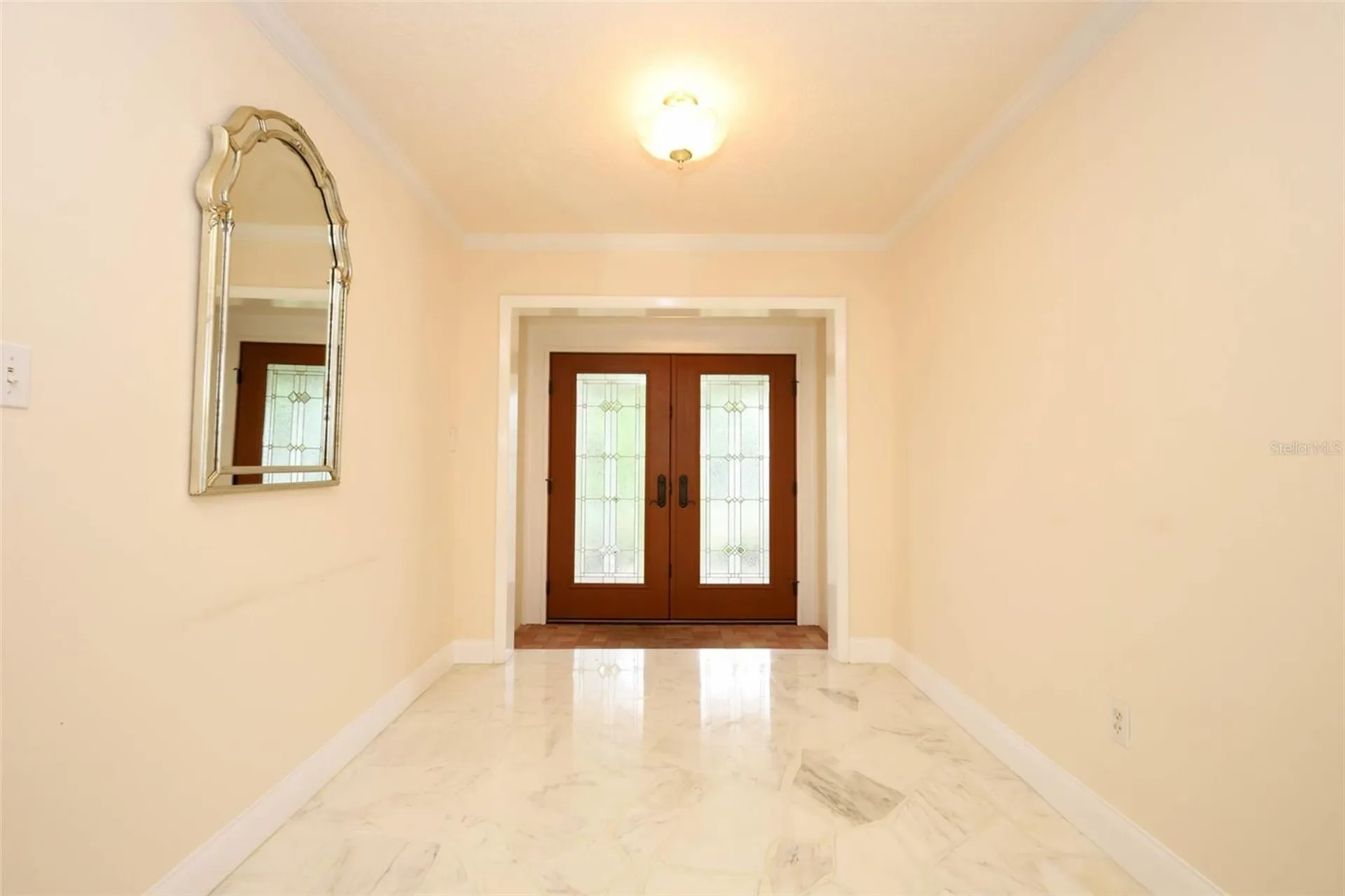 102 Pineview Circle Altamonte Springs FL 32714