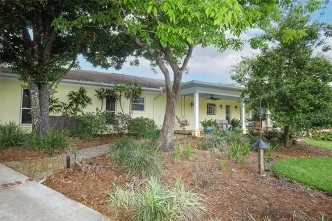 102 Pineview Circle Altamonte Springs FL 32714