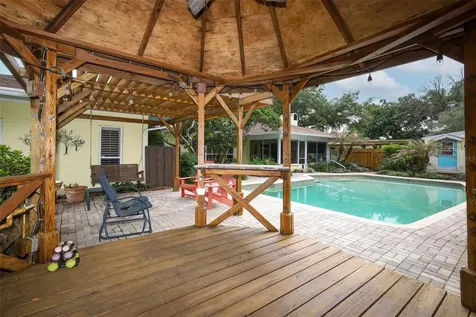 102 Pineview Circle Altamonte Springs FL 32714