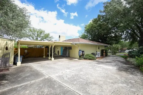 102 Pineview Circle Altamonte Springs FL 32714