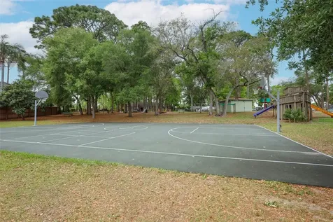 102 Pineview Circle Altamonte Springs FL 32714