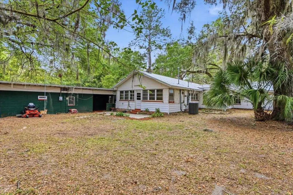 779 NW 37th Street Gainesville FL 32607
