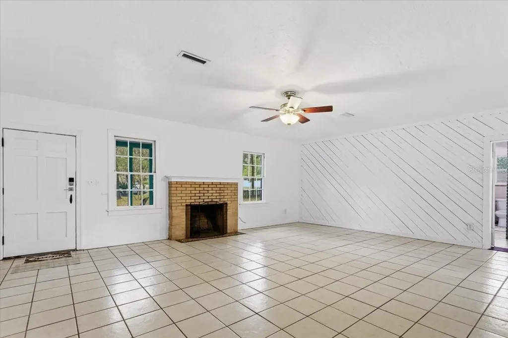 779 NW 37th Street Gainesville FL 32607