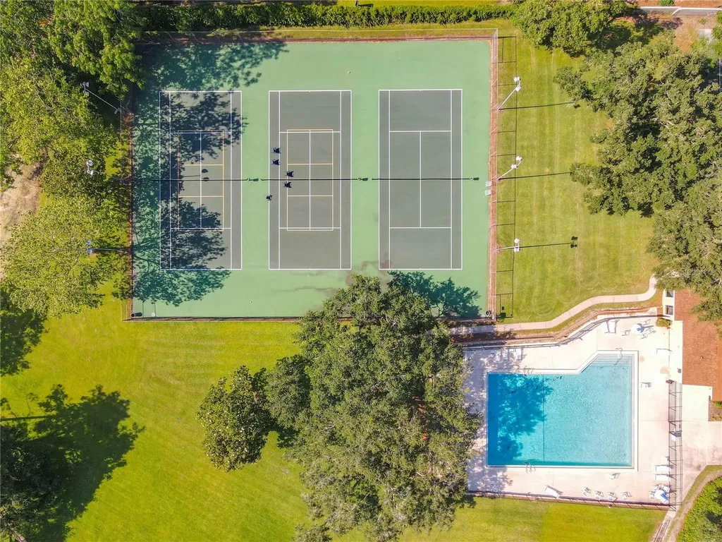630 Maple Oak Circle Altamonte Springs FL 32701