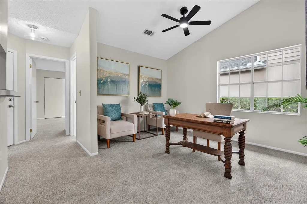 630 Maple Oak Circle Altamonte Springs FL 32701