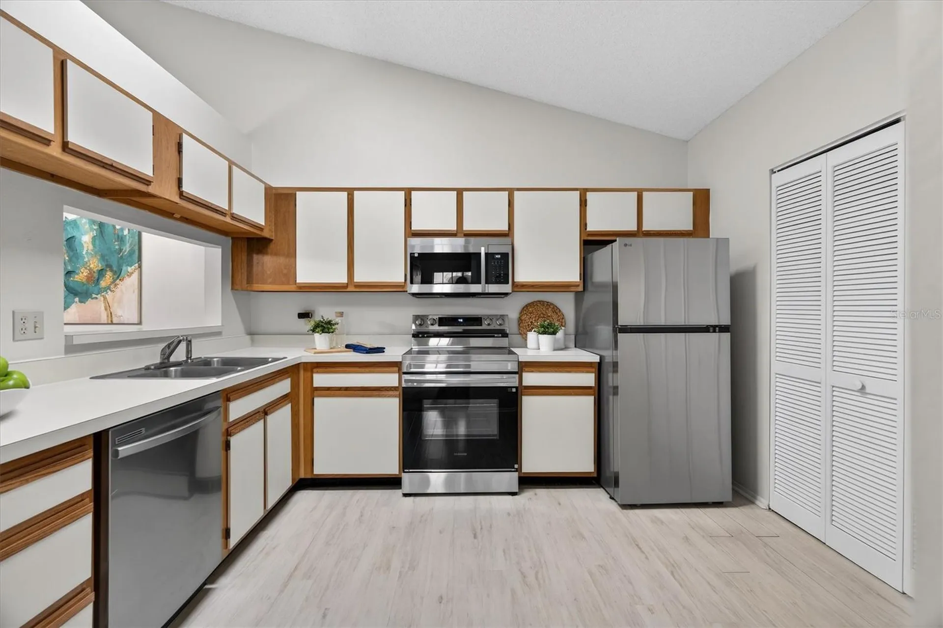 630 Maple Oak Circle Altamonte Springs FL 32701