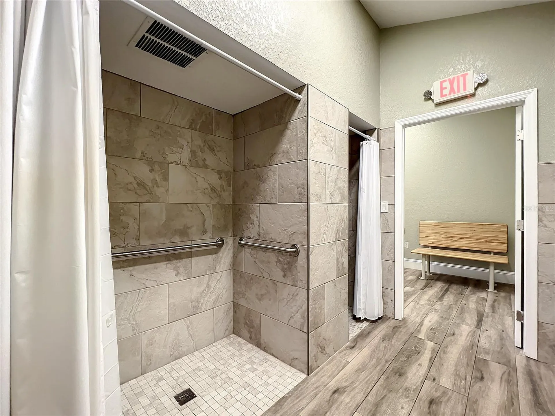 630 Maple Oak Circle Altamonte Springs FL 32701