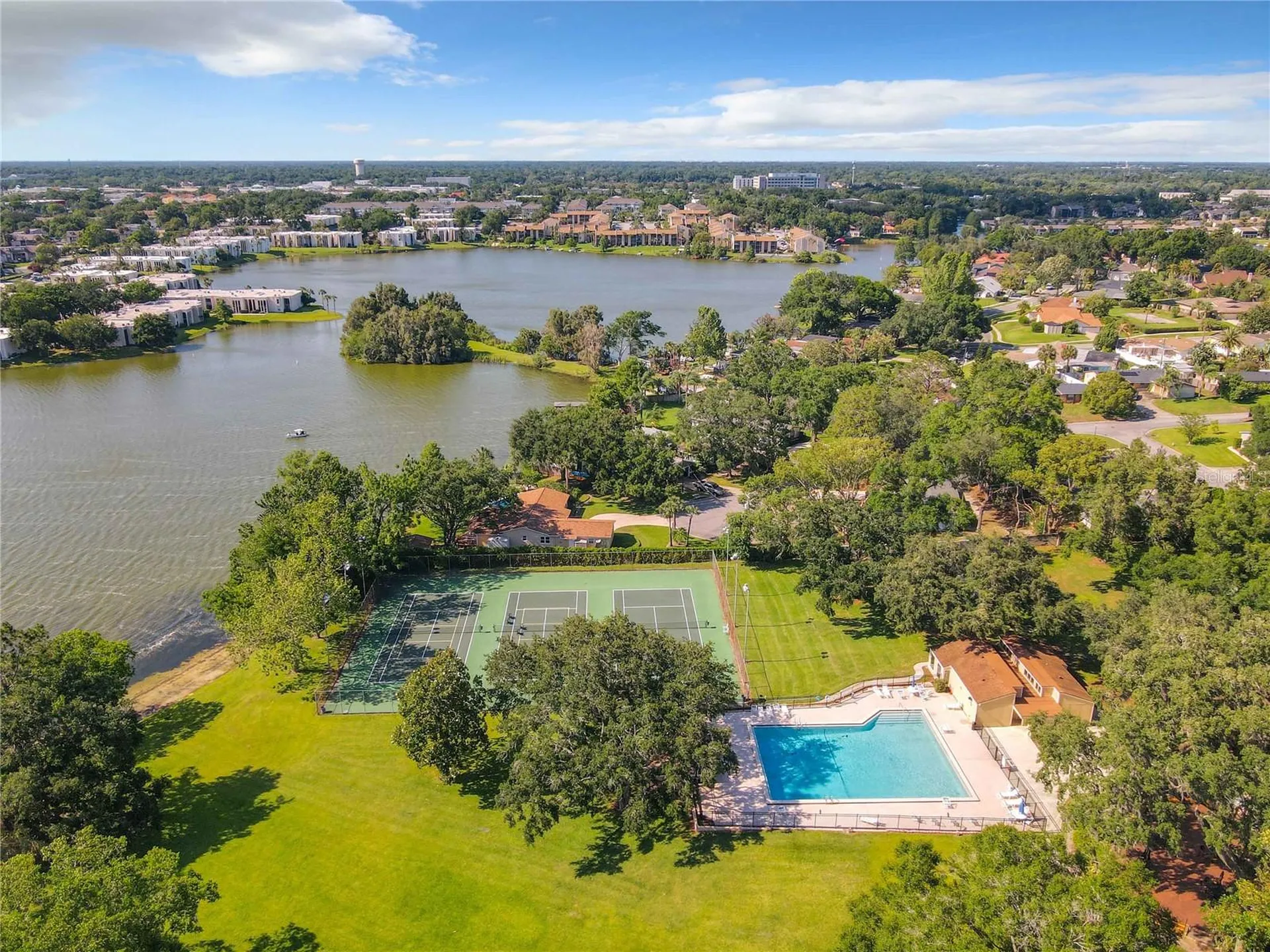 630 Maple Oak Circle Altamonte Springs FL 32701