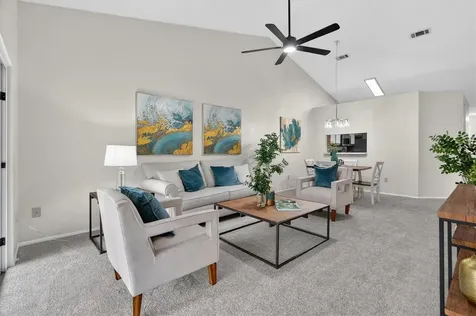 630 Maple Oak Circle Altamonte Springs FL 32701