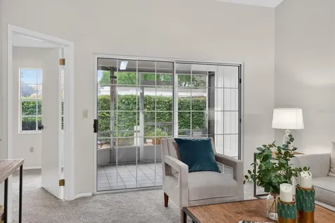 630 Maple Oak Circle Altamonte Springs FL 32701