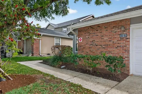 630 Maple Oak Circle Altamonte Springs FL 32701