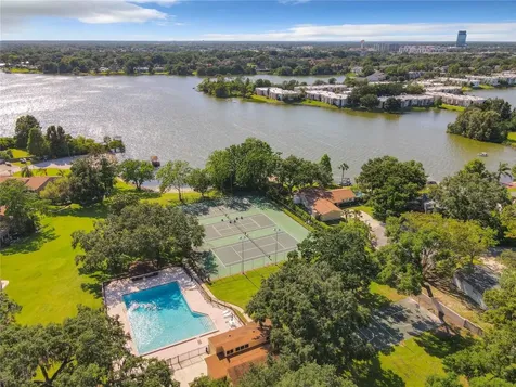 630 Maple Oak Circle Altamonte Springs FL 32701