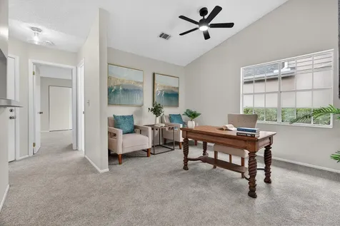 630 Maple Oak Circle Altamonte Springs FL 32701