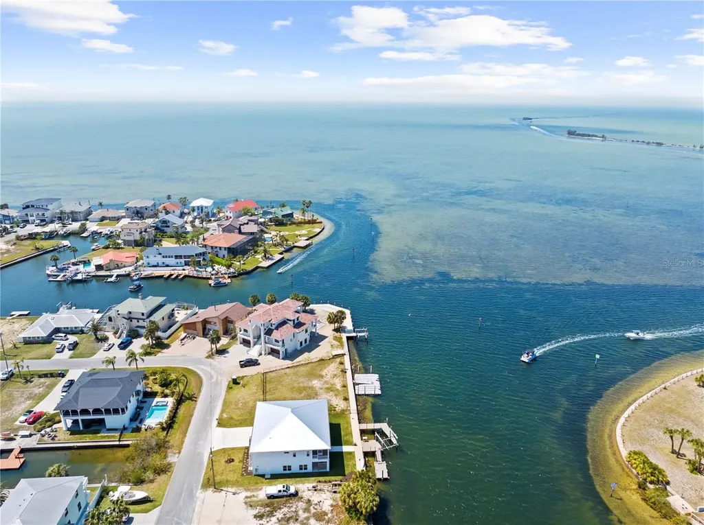 3387 Gulf Winds Circle Hernando Beach FL 34607