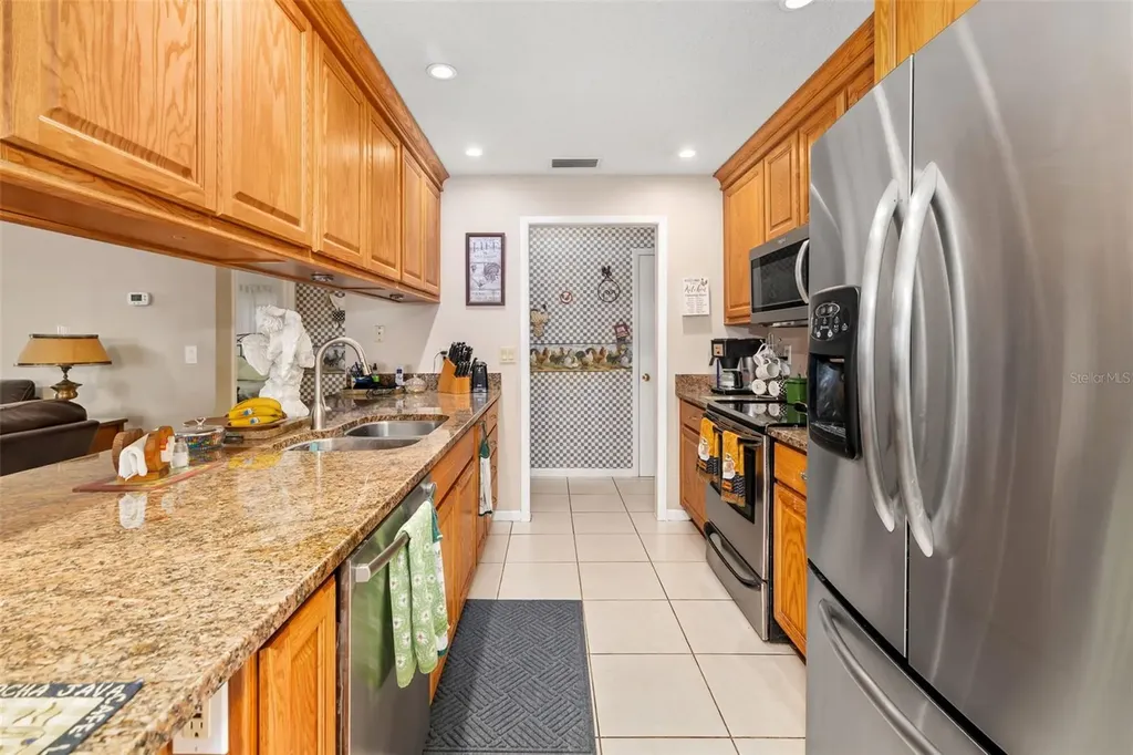 2005 39th Street W Bradenton FL 34205