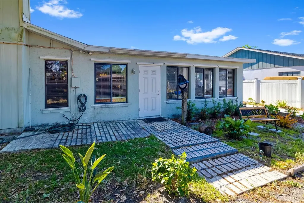 2005 39th Street W Bradenton FL 34205