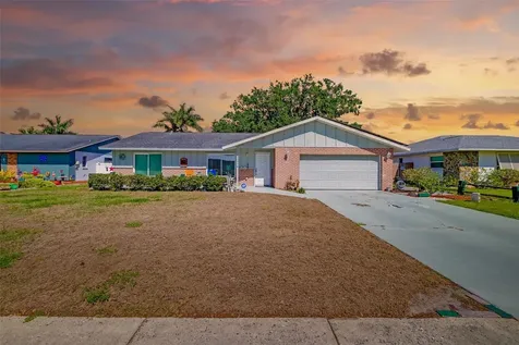 2005 39th Street W Bradenton FL 34205