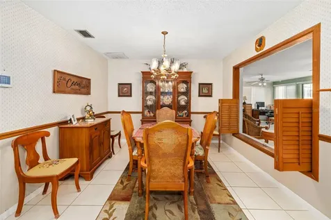 2005 39th Street W Bradenton FL 34205
