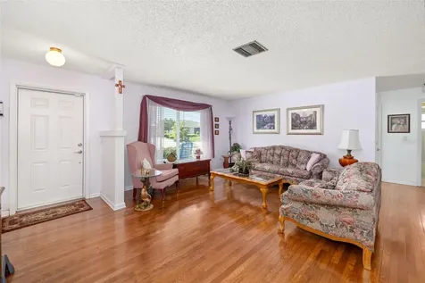 2005 39th Street W Bradenton FL 34205